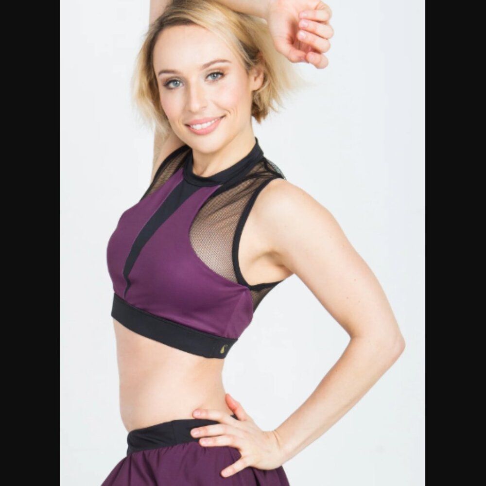 NEW Croga Active Closer Crop Pole Top Bra in Wine with Removable Pads XS